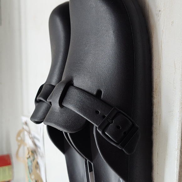 Clogs, Size 11, Universal Thread,New - Picture 5 of 6